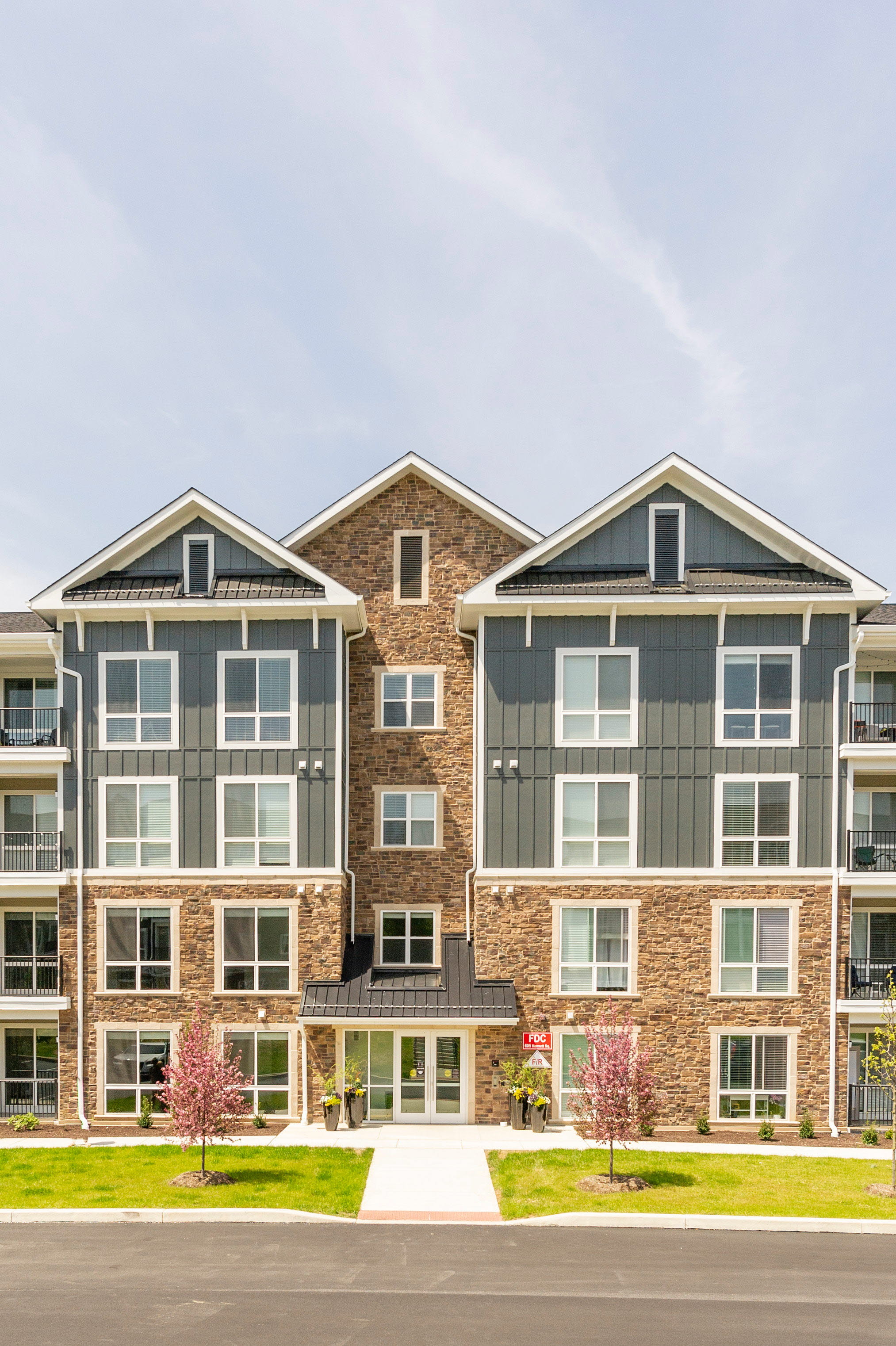 Apartments in Square Features & Photos of The Flats at